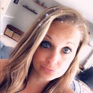 Meet your Posher, Lesli